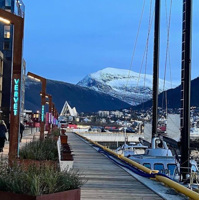 Vervet Apartment Tromsø Buitenkant foto